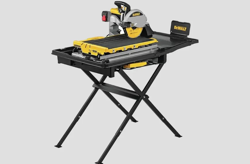 DEWALT Wet Tile Saw