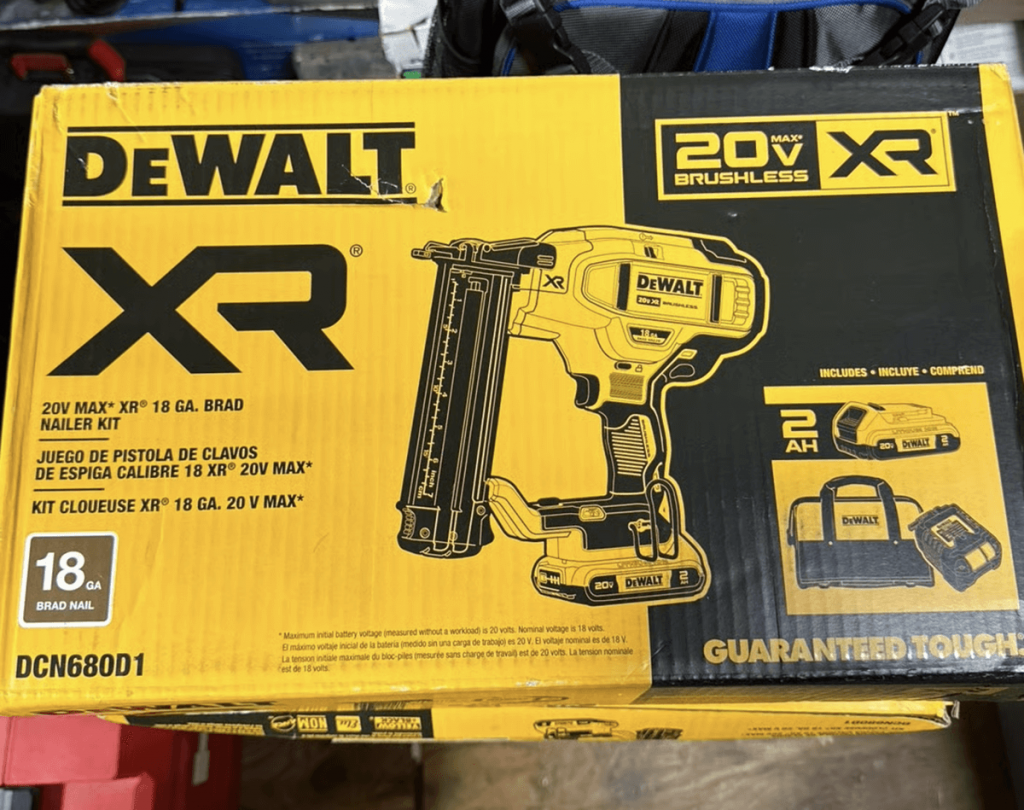 DEWALT-Brad-Nailer-Kit